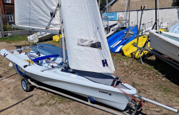 Laser Vago 4,2m + wózek slipowy